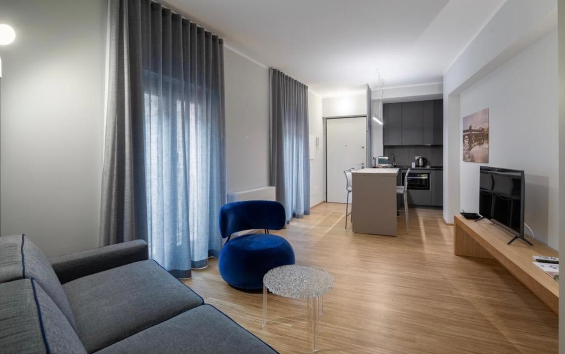 30Cavour Luxury Suites Павия Екстериор снимка