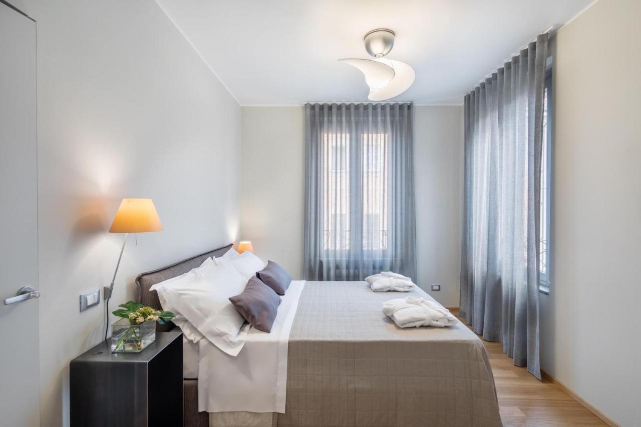 30Cavour Luxury Suites Павия Екстериор снимка