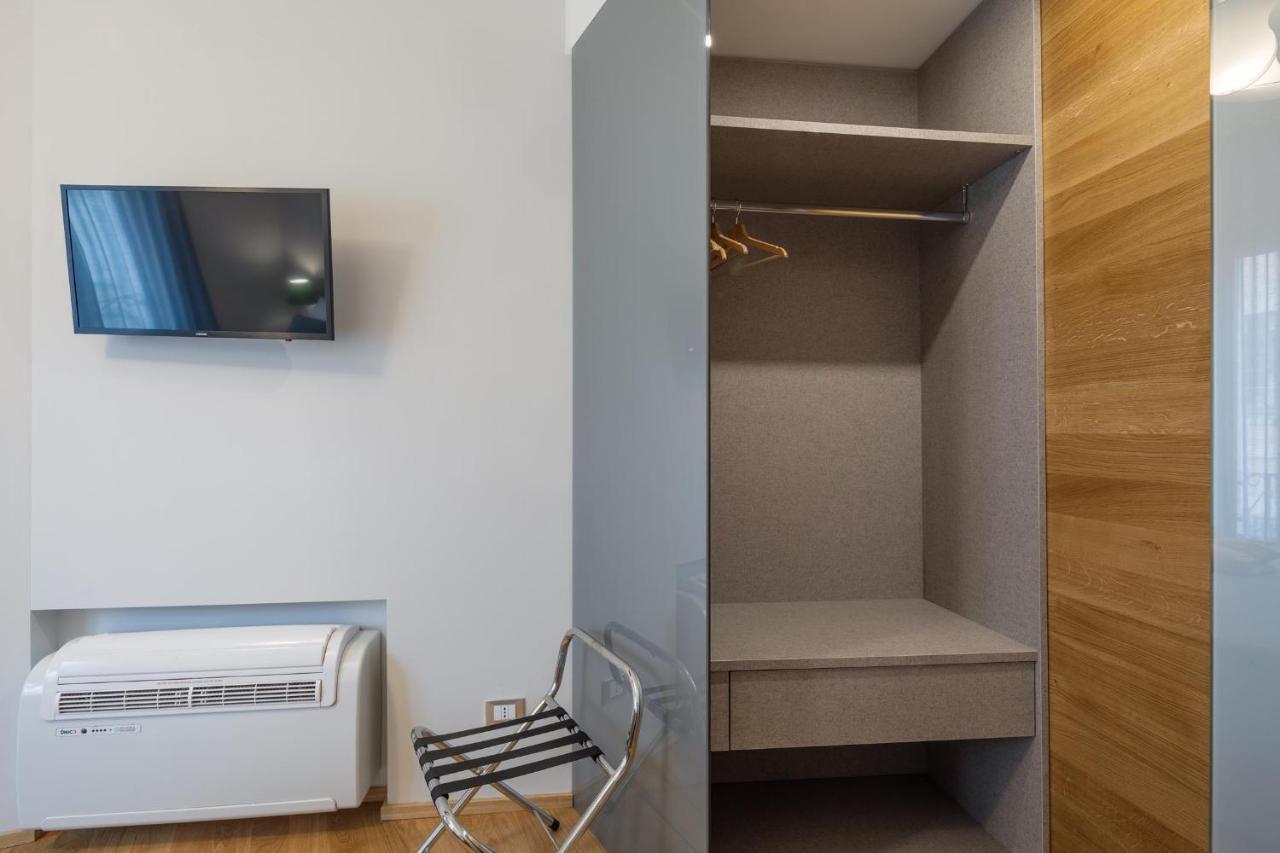 30Cavour Luxury Suites Павия Екстериор снимка