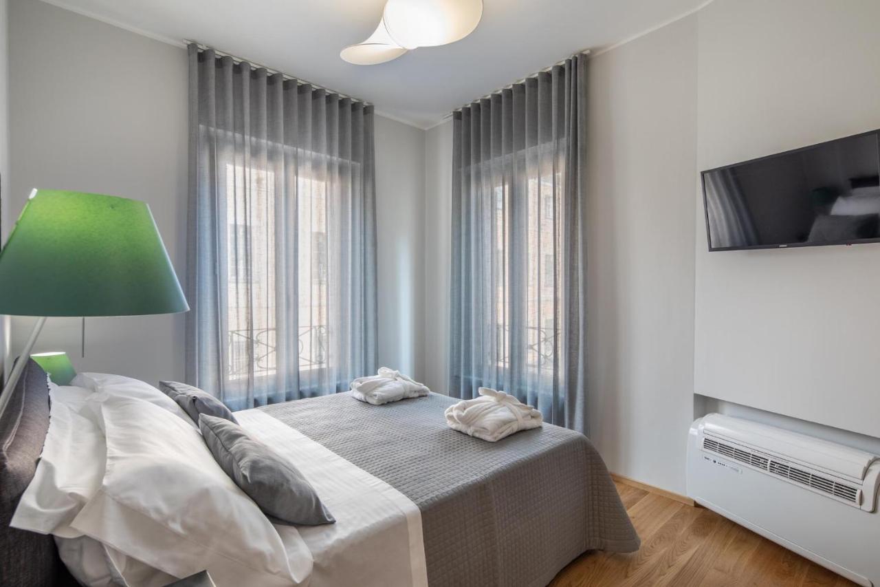 30Cavour Luxury Suites Павия Екстериор снимка