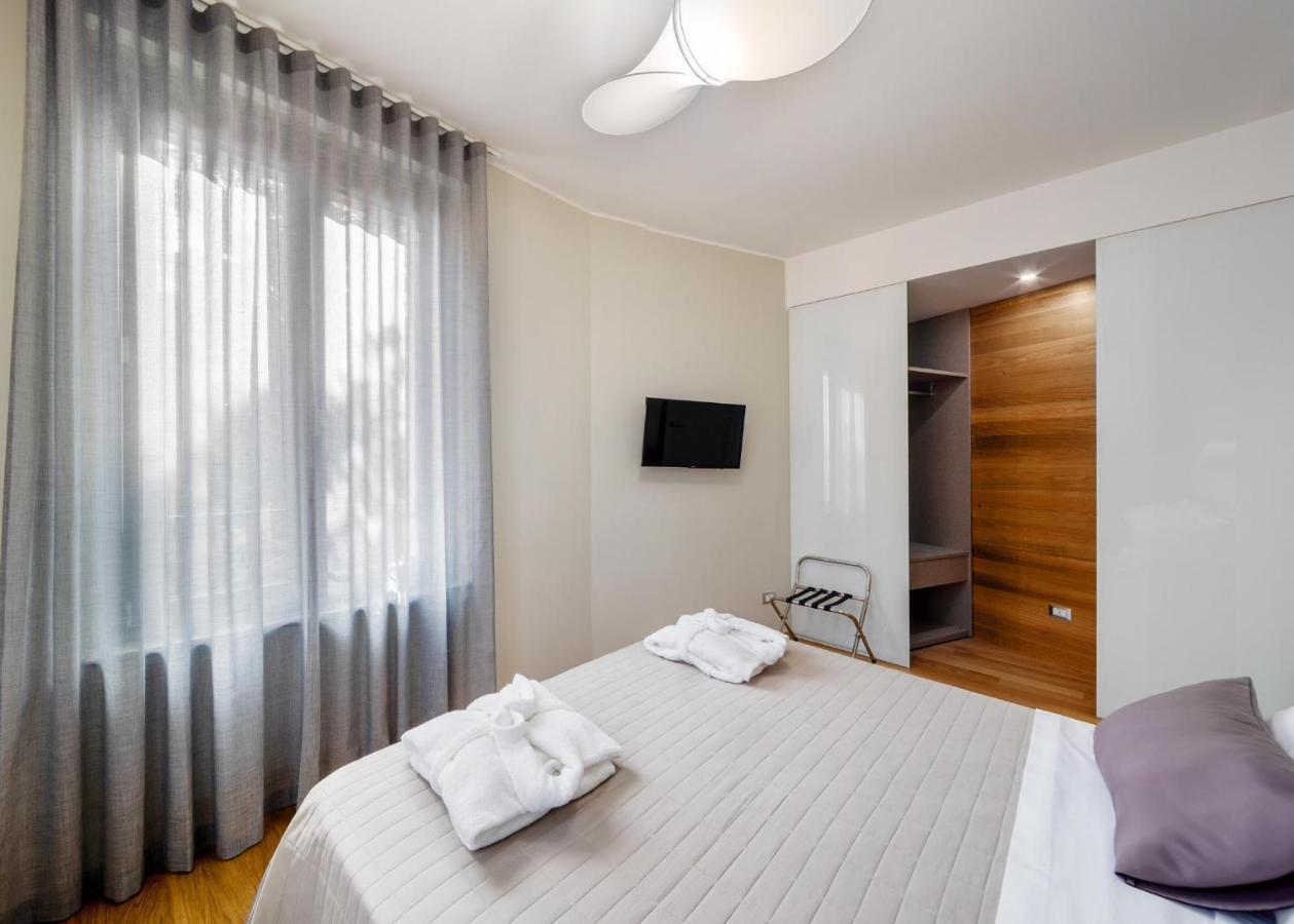 30Cavour Luxury Suites Павия Екстериор снимка